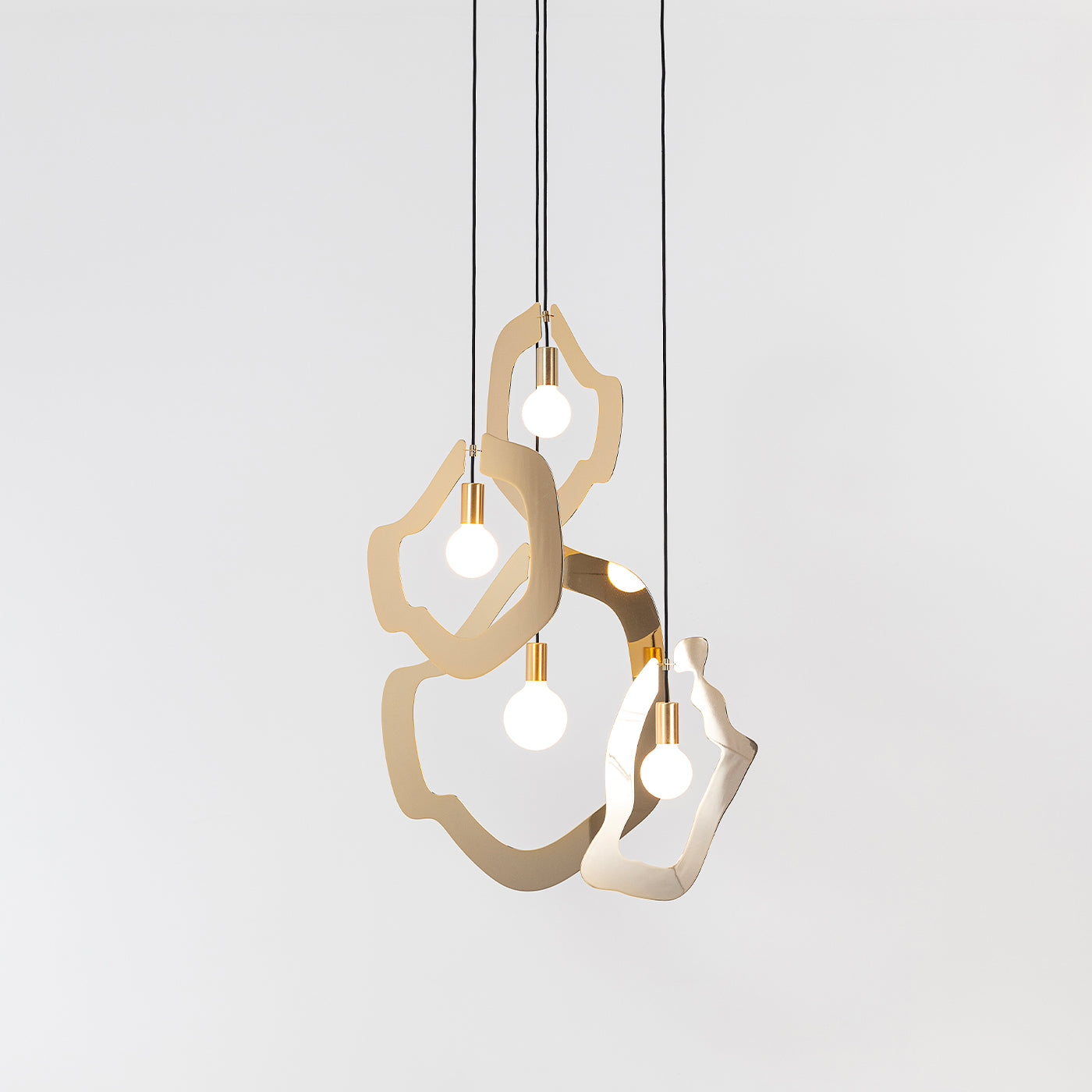 Hind Rabii Esprit Ya-Ya Sospensione