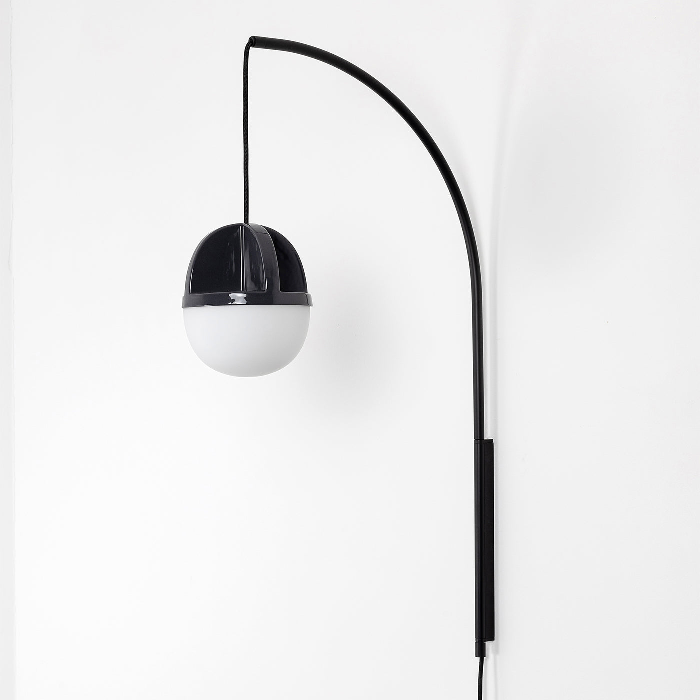 Hind Rabii Half&Half Applique