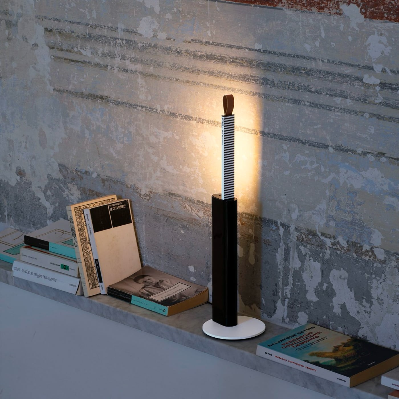 Martinelli Luce Metrica Lampada da tavolo