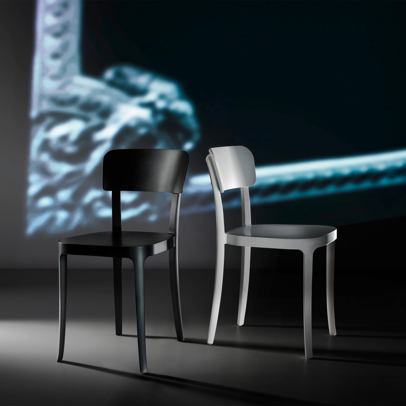 Qeeboo K Chair sedia in polipropilene SET 2PZ