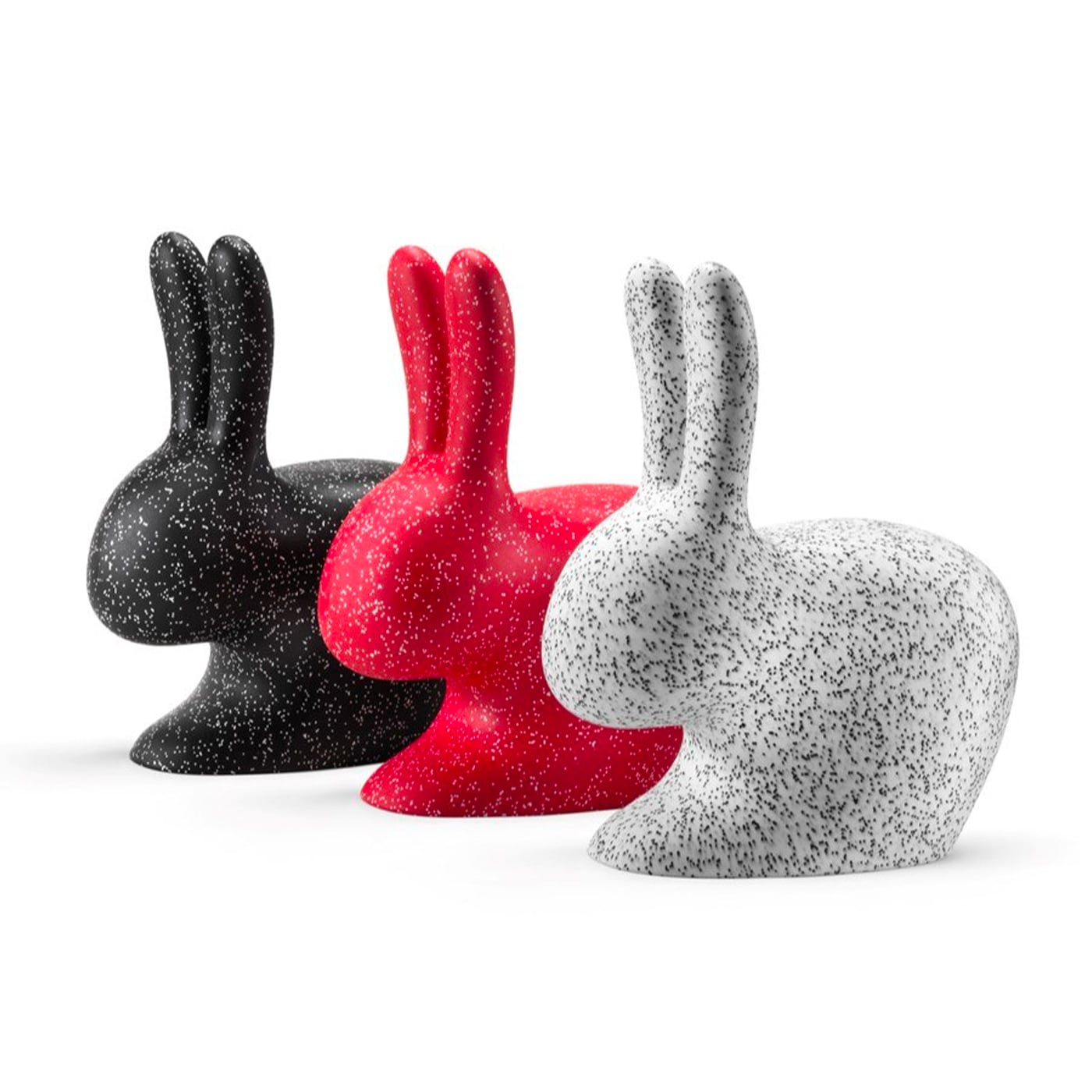 Qeeboo Rabbit Dots Sedia in polietilene