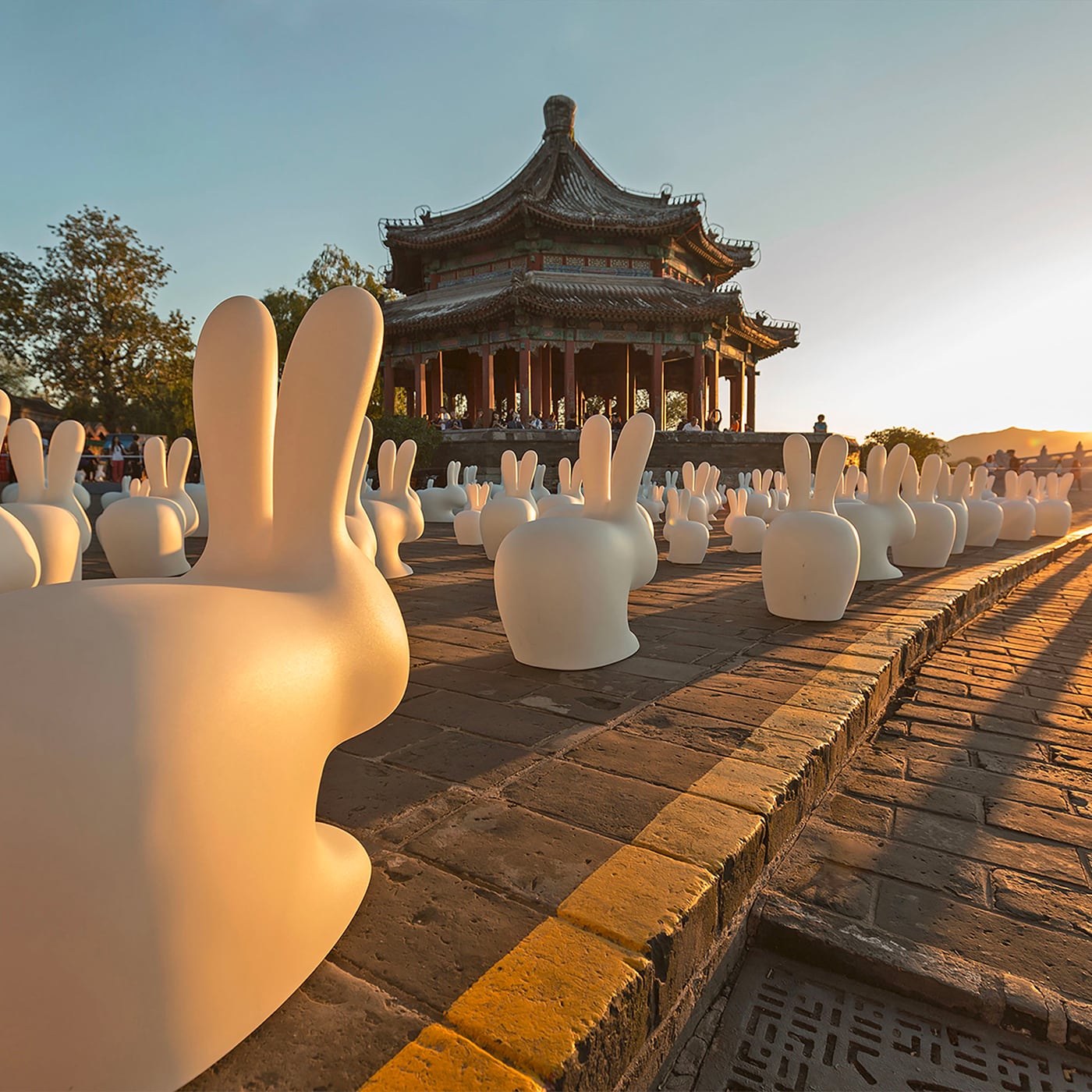 Qeeboo Rabbit LED Lampada ricaricabile