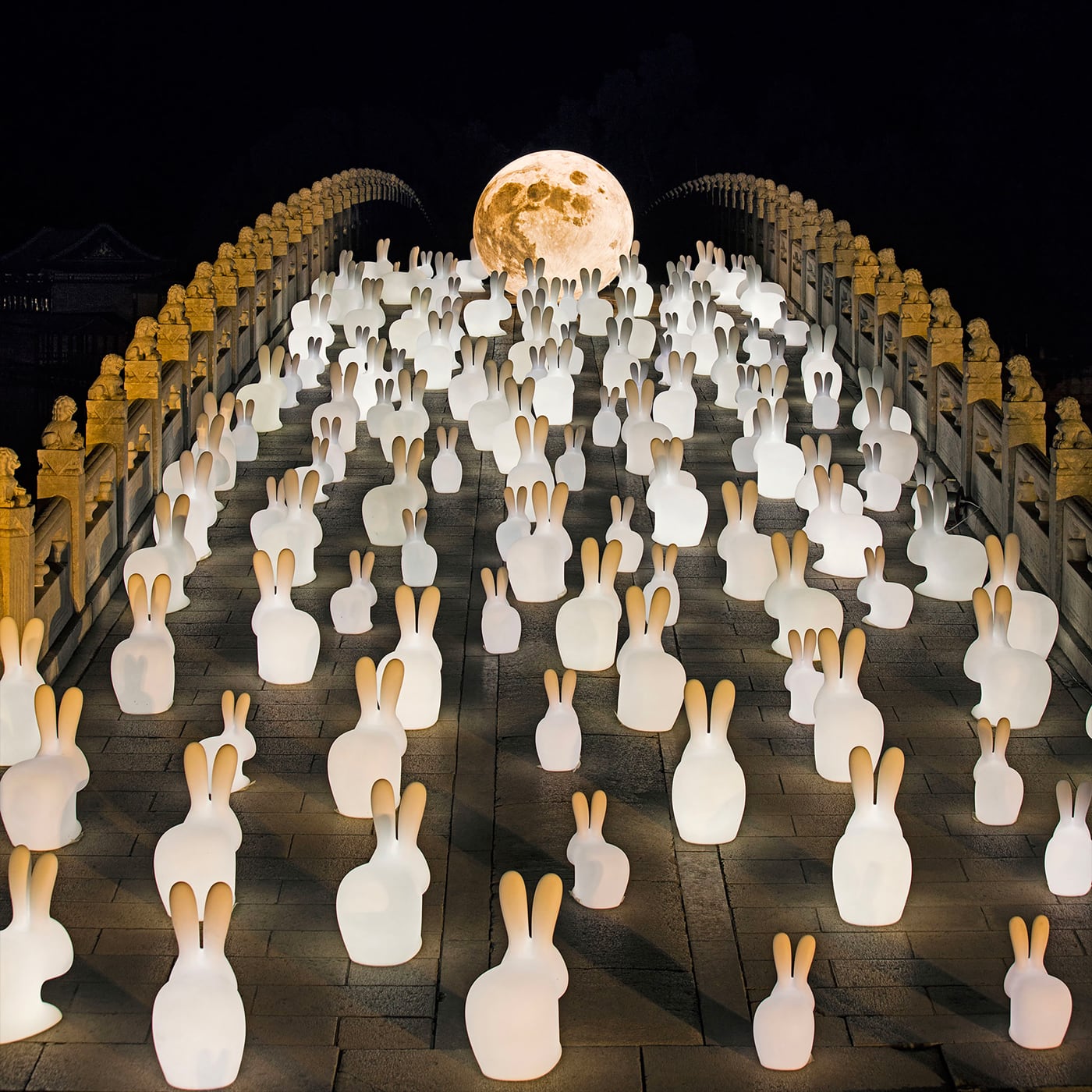 Qeeboo Rabbit LED Lampada ricaricabile