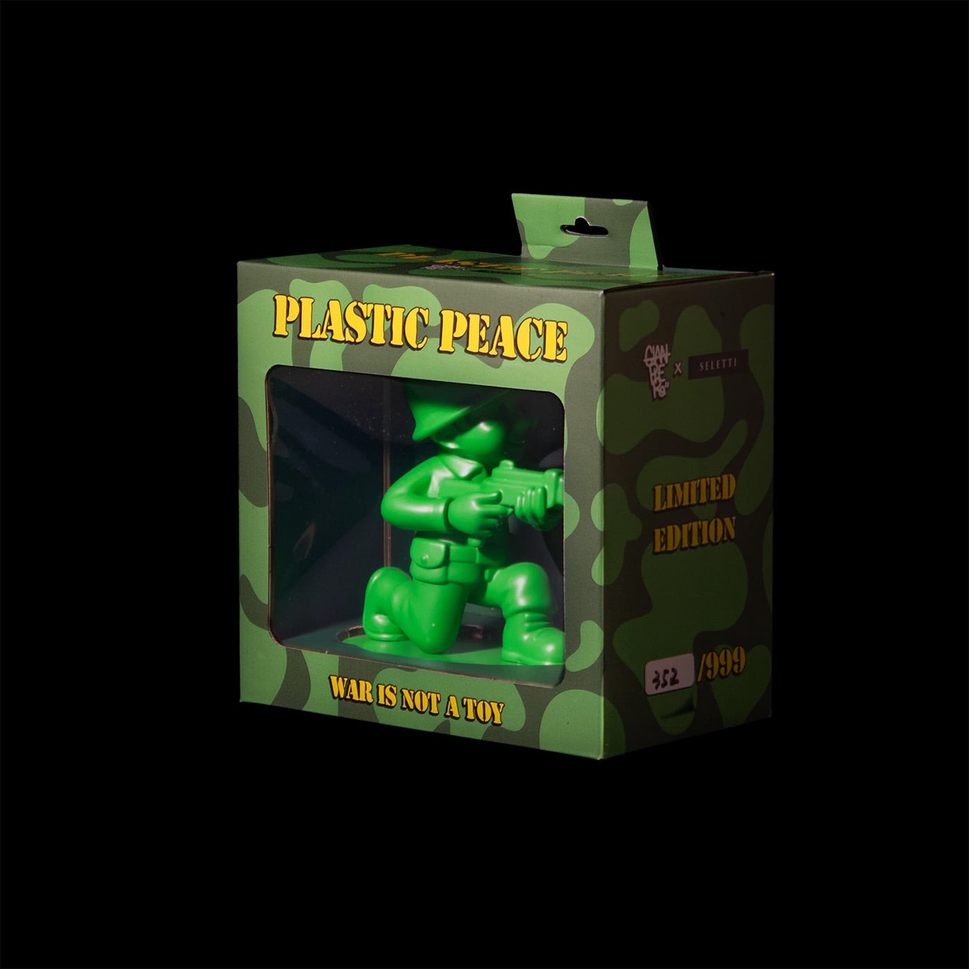 Seletti Plastic Peace Art Toy