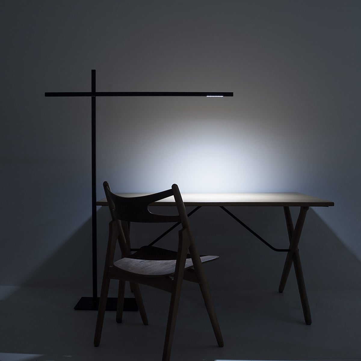 Davide Groppi Hashi Piantana