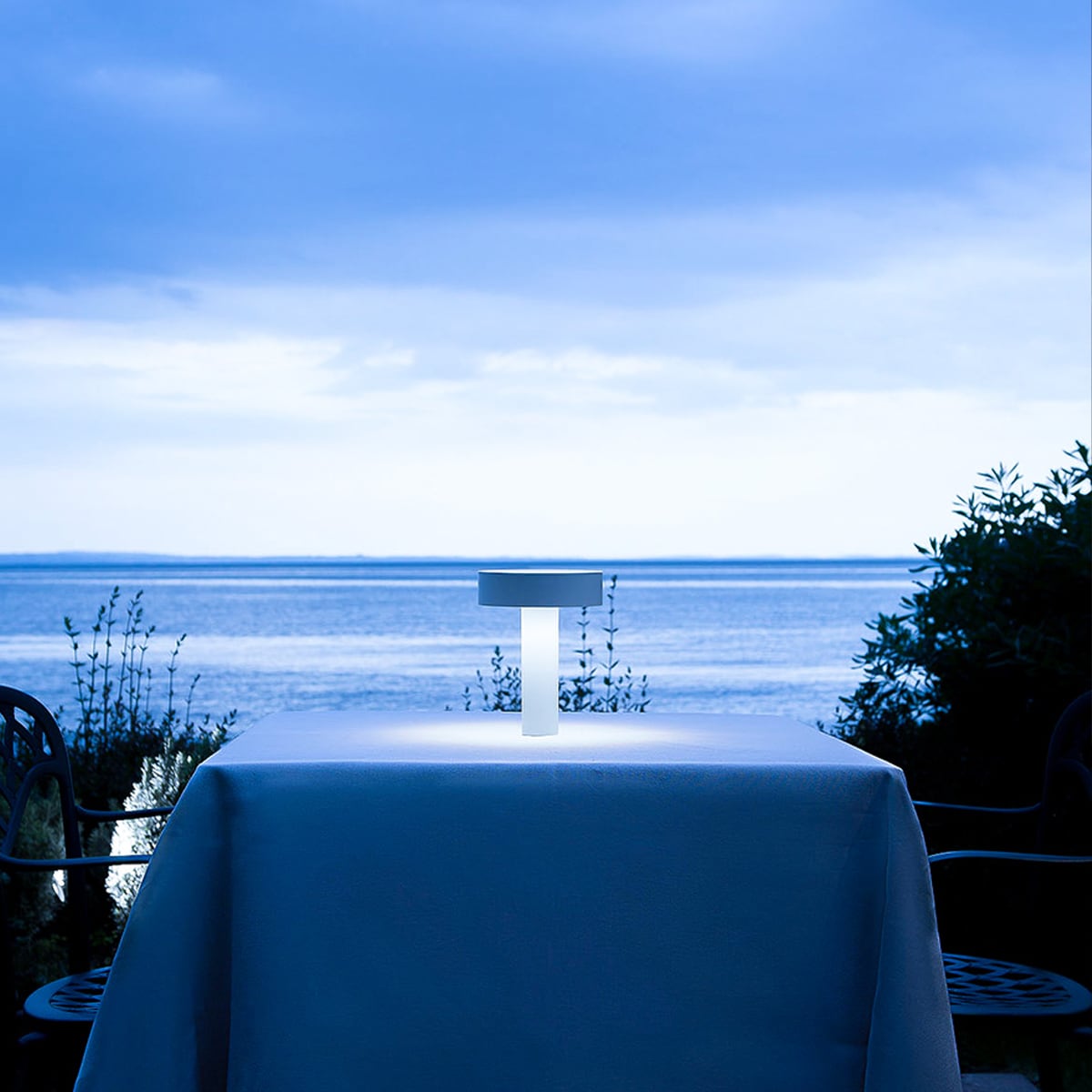 Davide Groppi Popup Battery