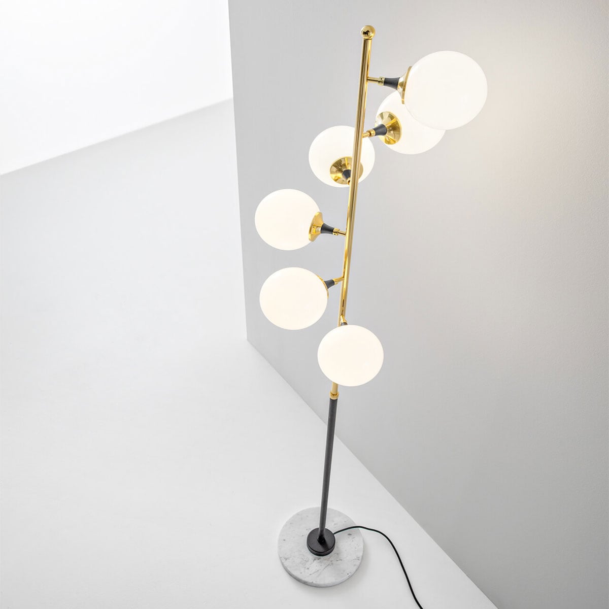 Stilnovo Galassia Piantana