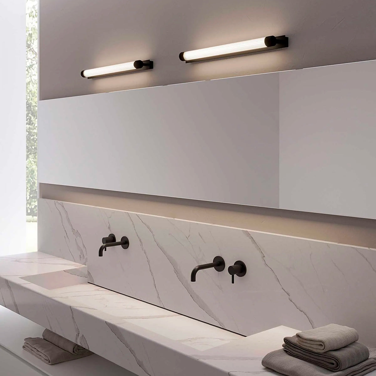 Olev Charmer Applique