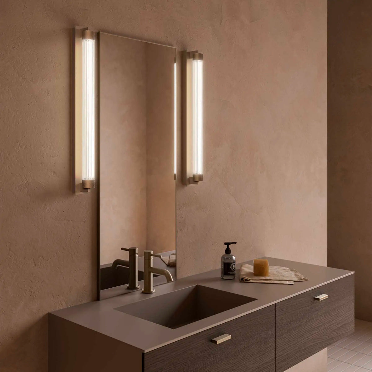 Olev Charmer Applique