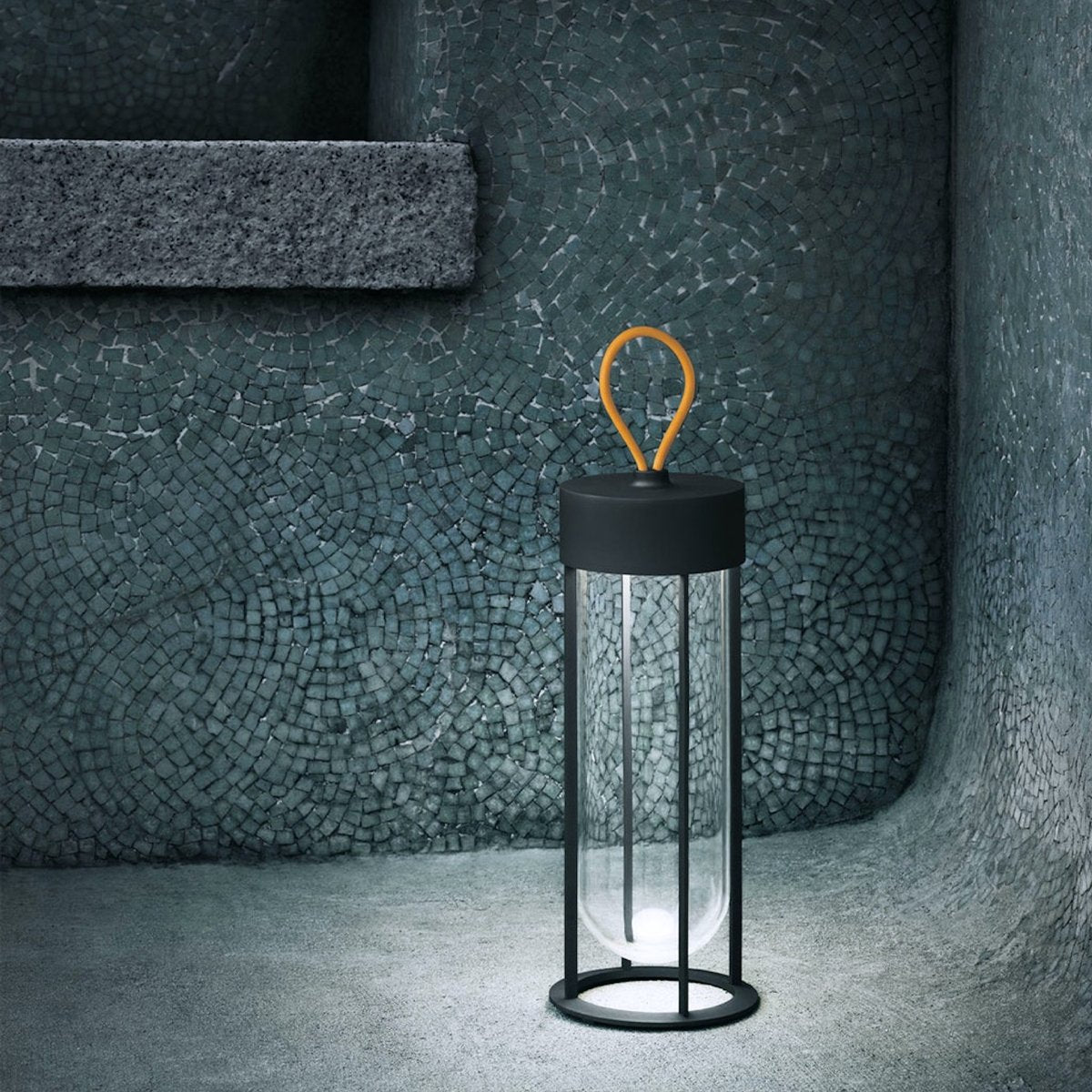 Flos In Vitro Unplugged