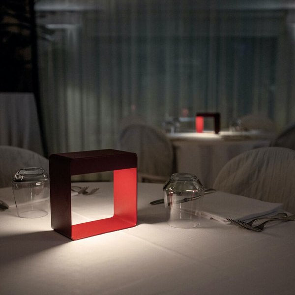 Linea Light Dama Lampada ricaricabile