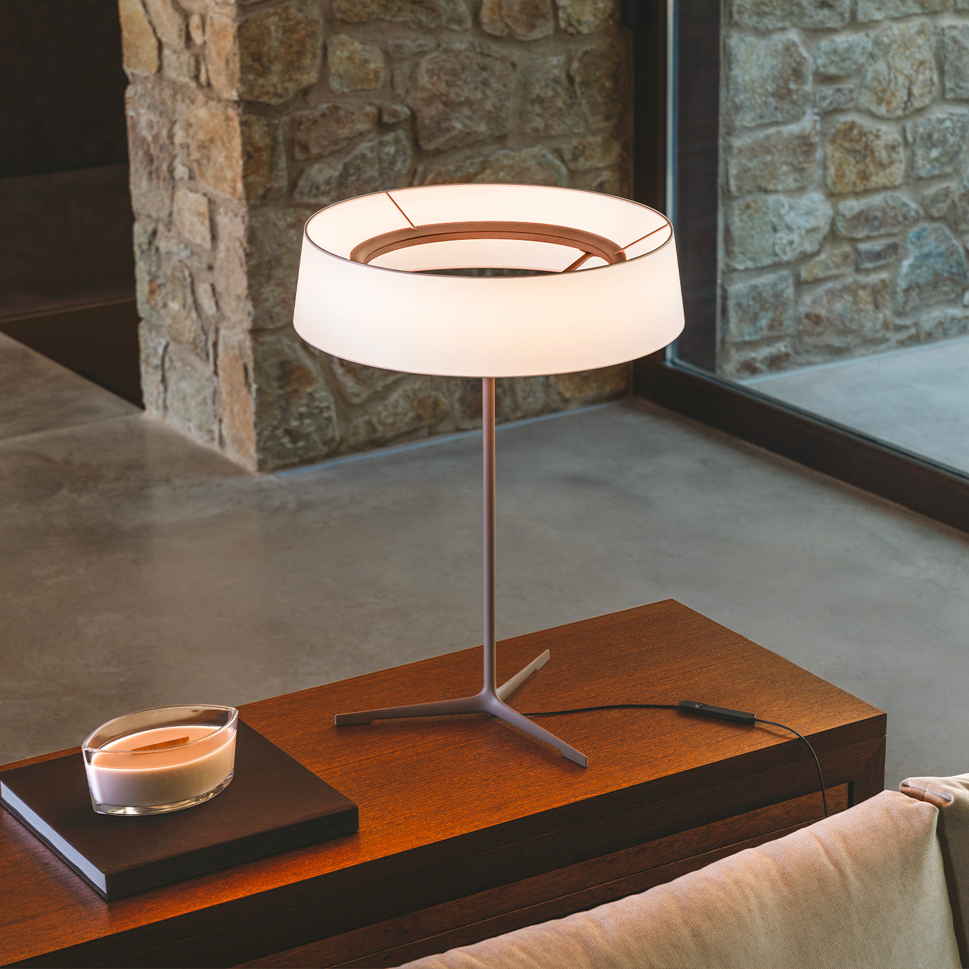 Vibia Dama Lampada da tavolo