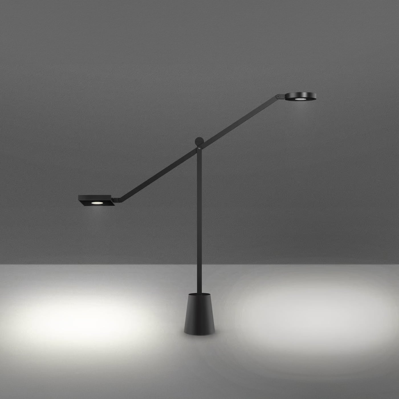 Artemide Equilibrist Lampada da tavolo