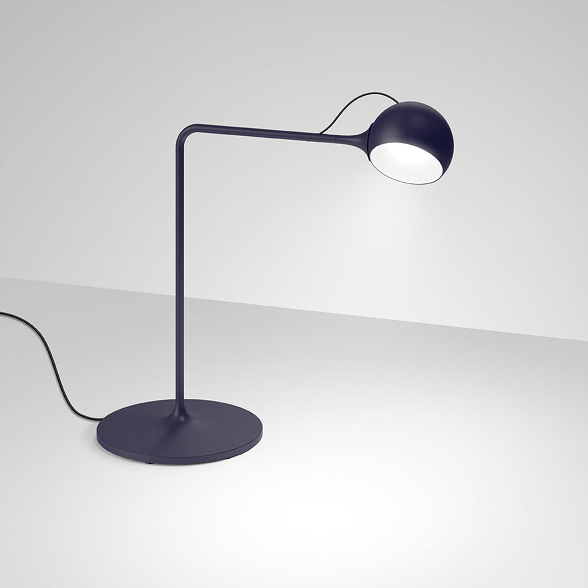 Artemide Ixa Lampada da Tavolo