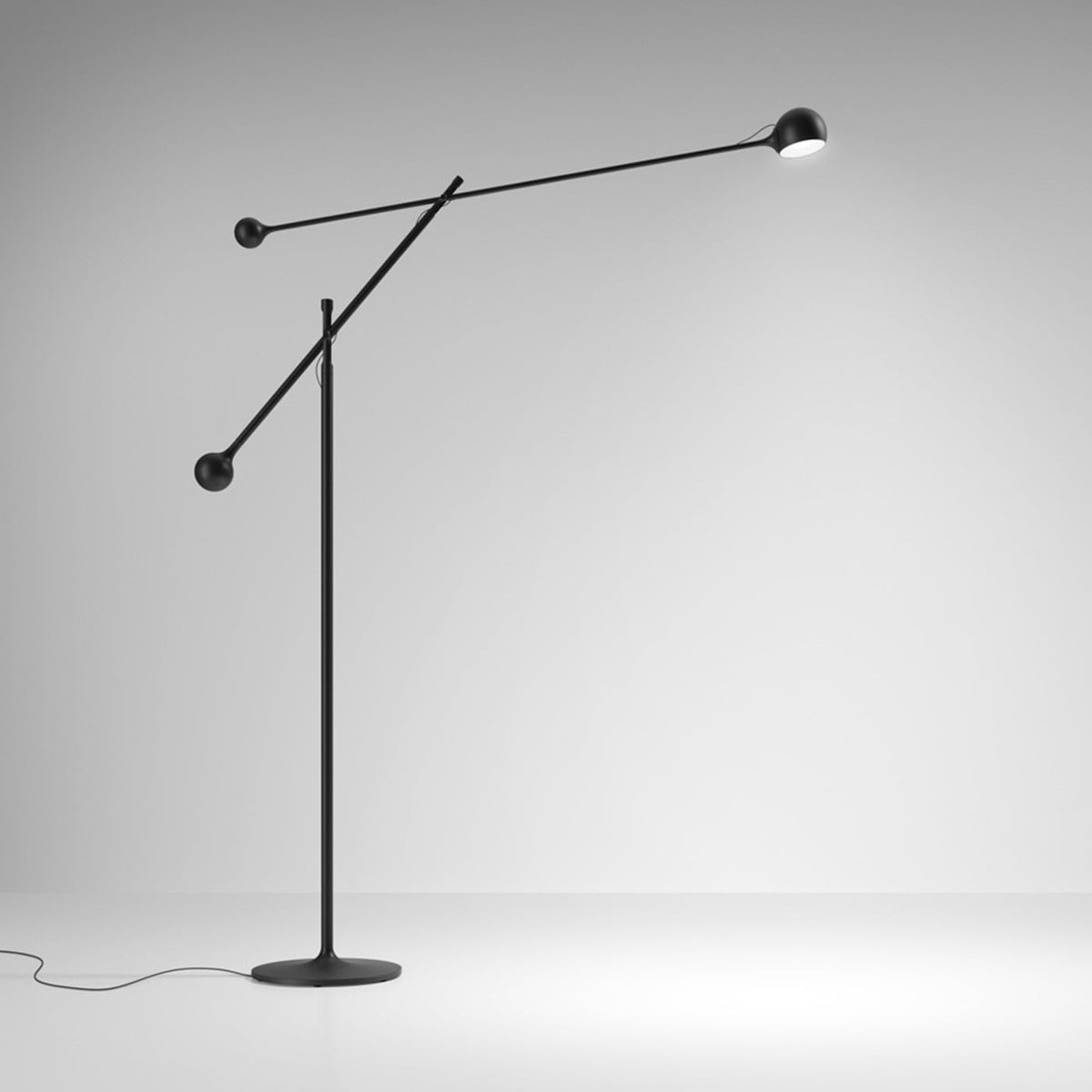 Artemide Ixa Terra Piantana