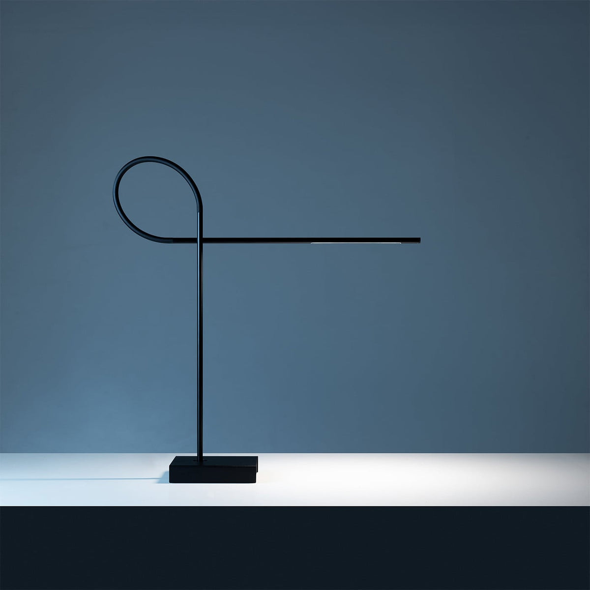 Davide Groppi Ribbon Lampada da tavolo