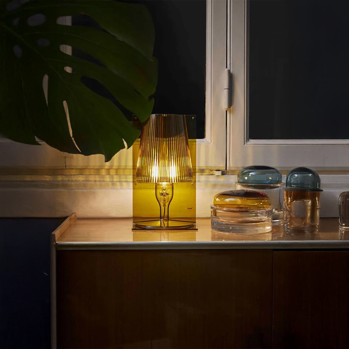 Kartell Take Lampada da tavolo