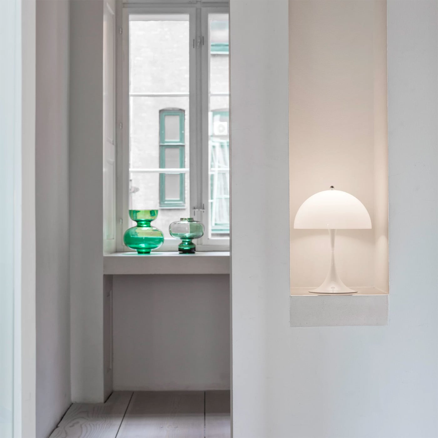 Louis Poulsen Panthella 250 Lampada da tavolo