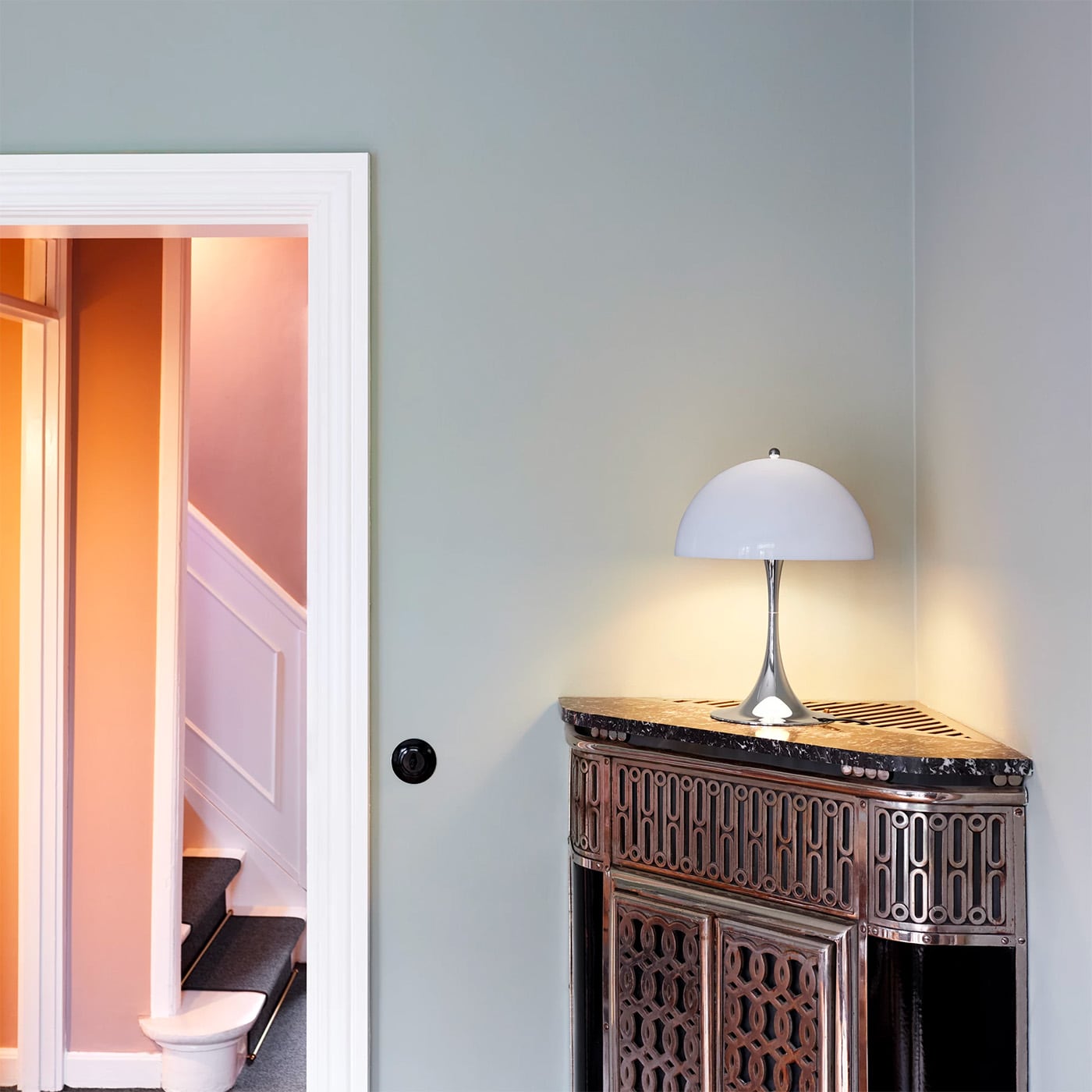 Louis Poulsen Panthella 320 Lampada da tavolo