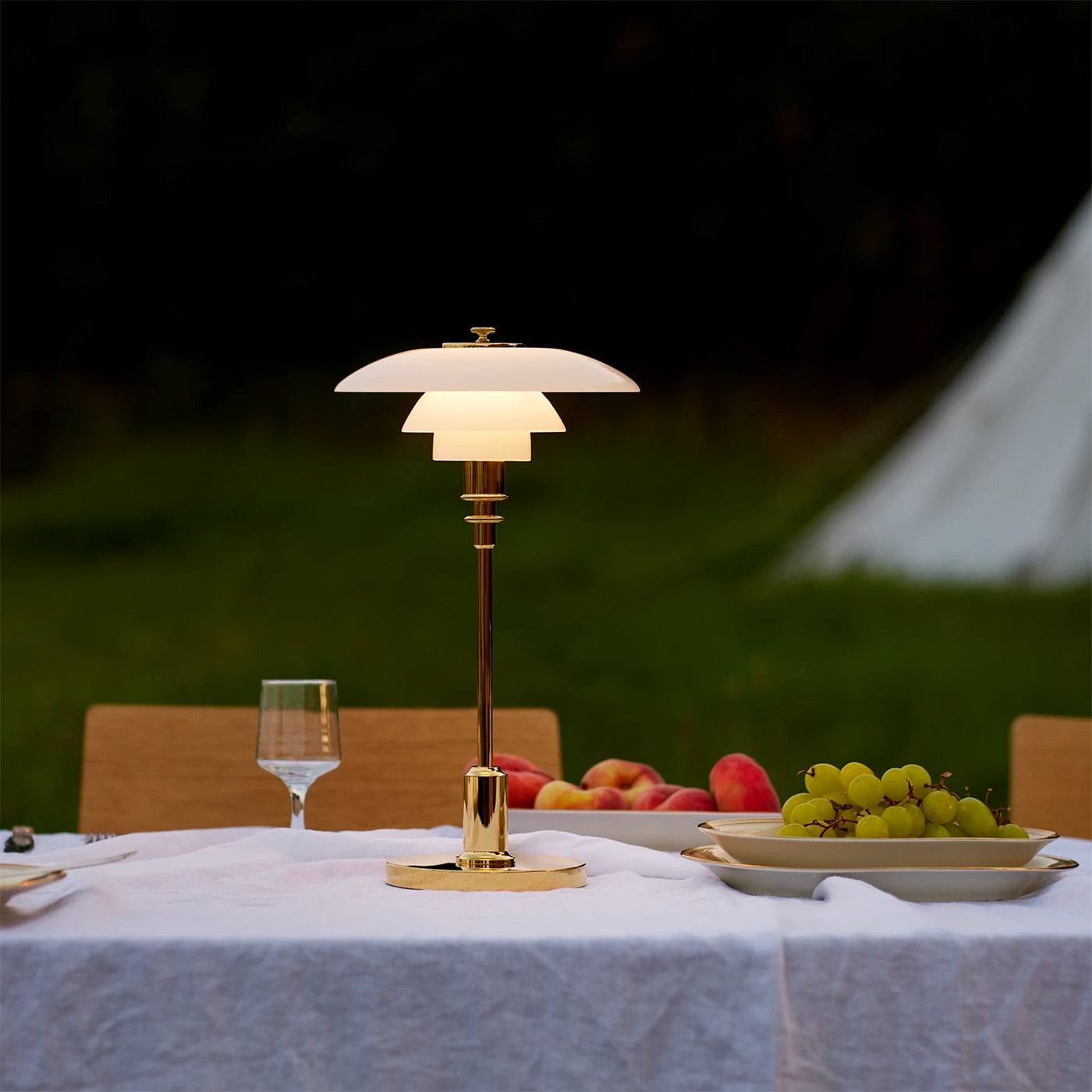 Louis Poulsen PH 2/1  Lampada ricaricabile
