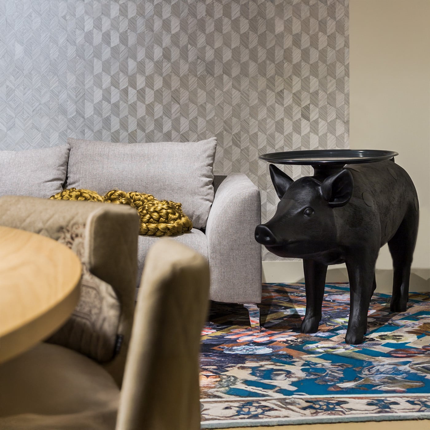Moooi Pig Table
