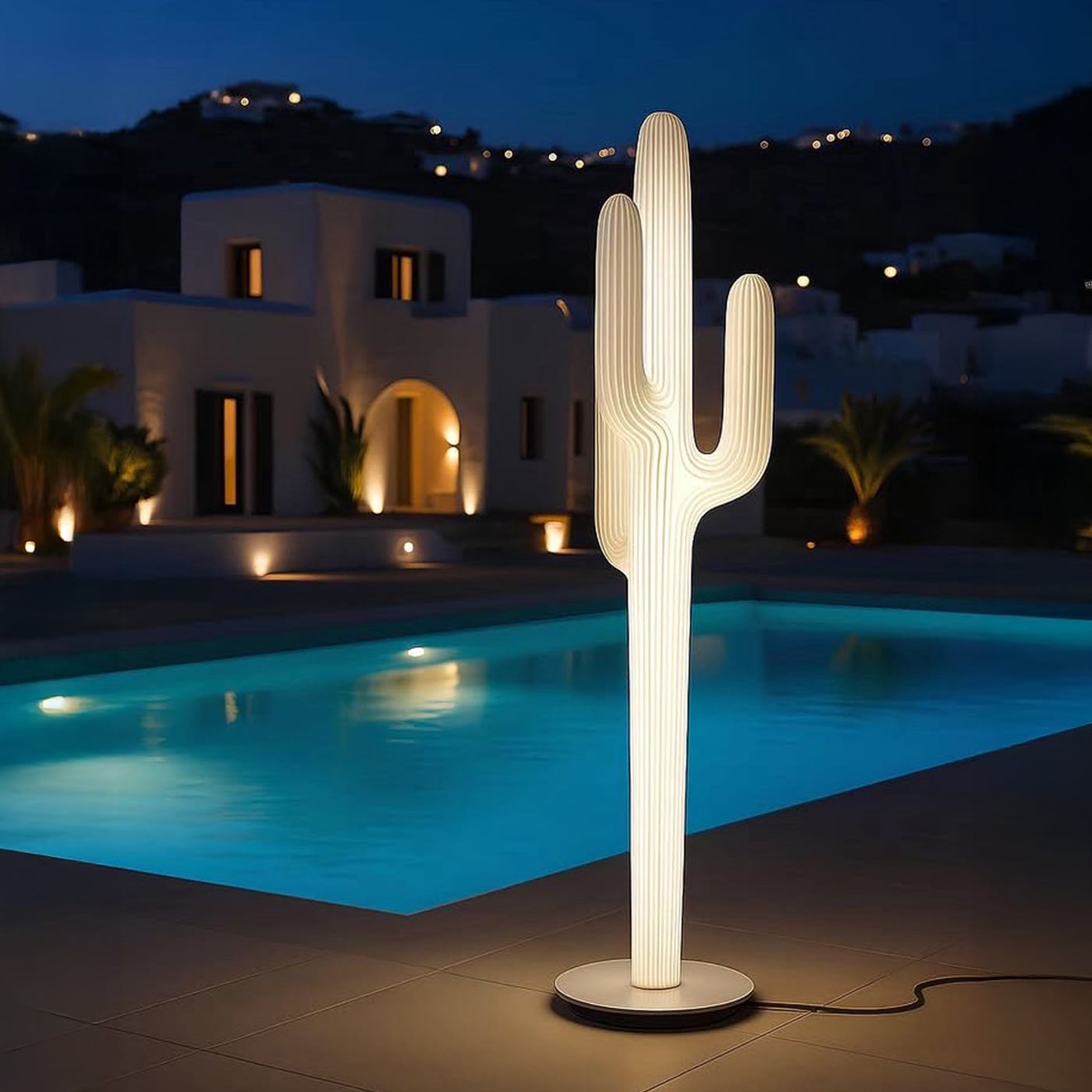 Qeeboo Saguaro Lamp Outdoor Appendiabiti in polietilene
