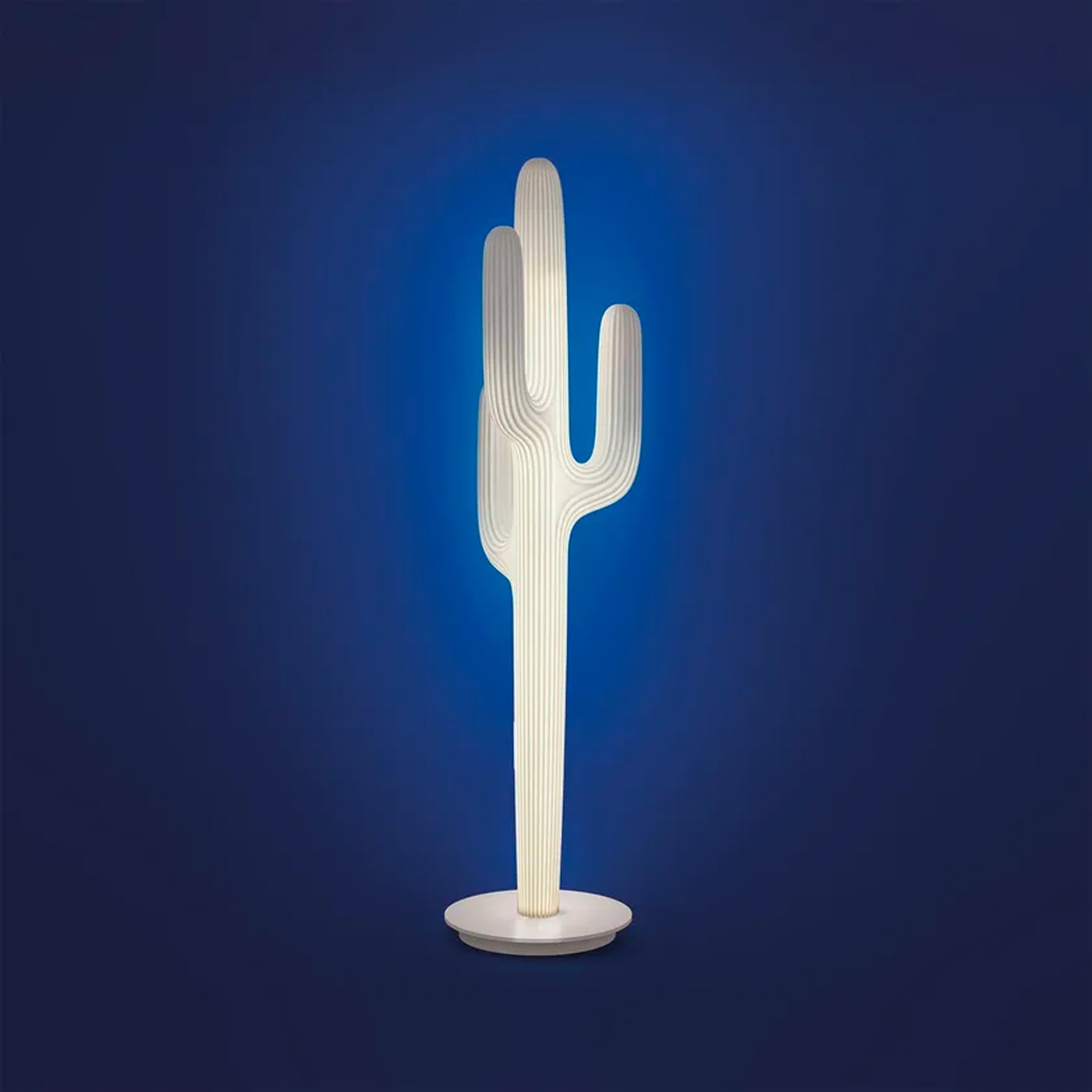 Qeeboo Saguaro Lamp Outdoor Appendiabiti in polietilene