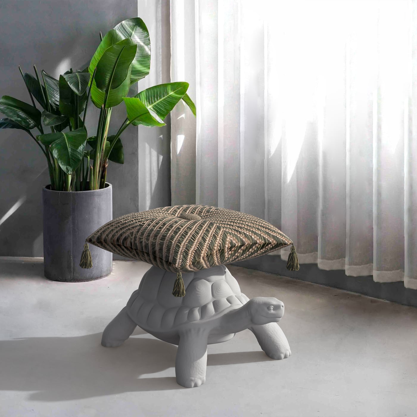Qeeboo Turtle Carry Pouf