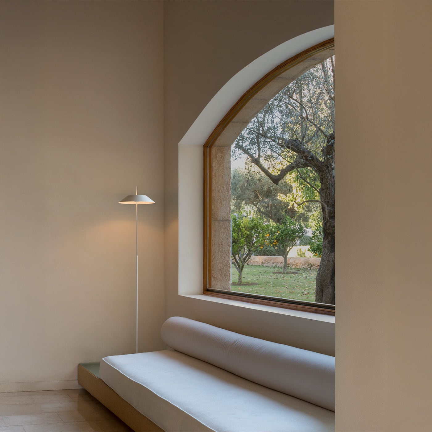 Vibia Mayfair Piantana