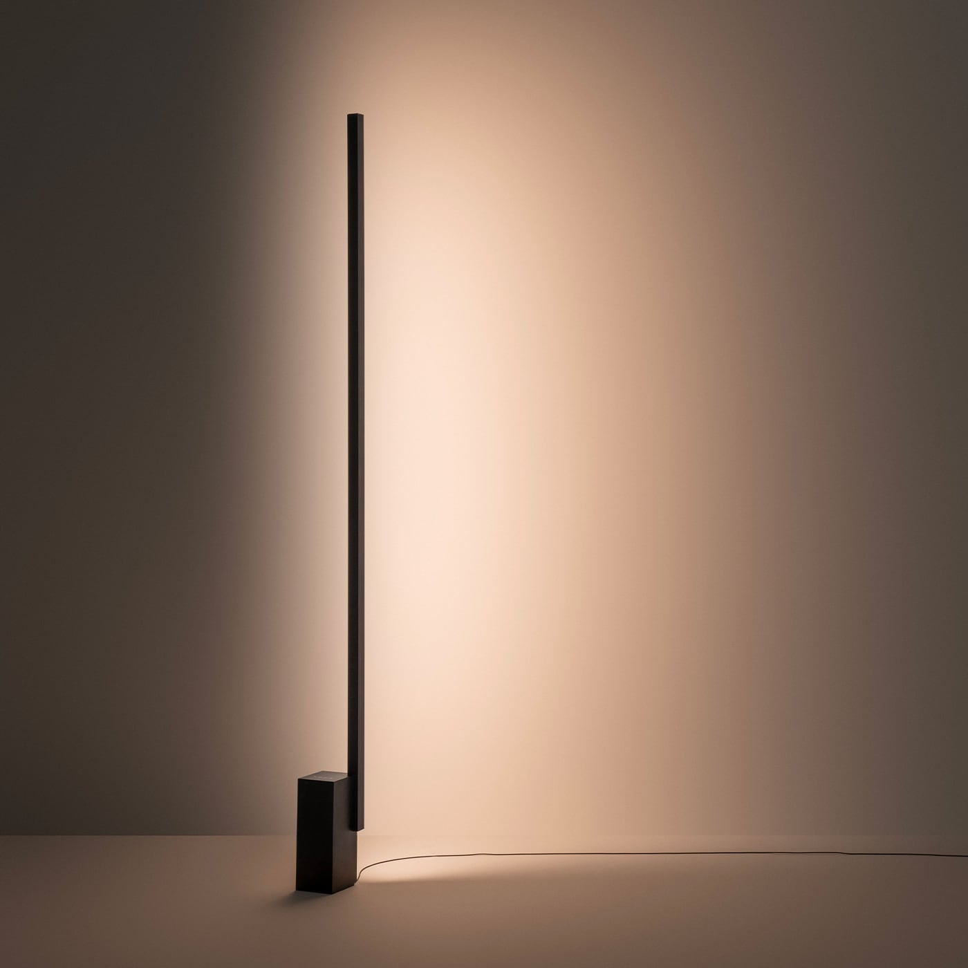 Vibia Offset Piantana