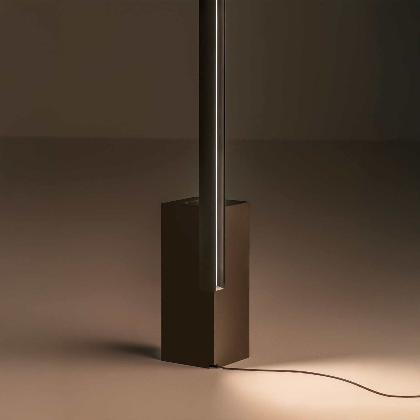 Vibia Offset Piantana