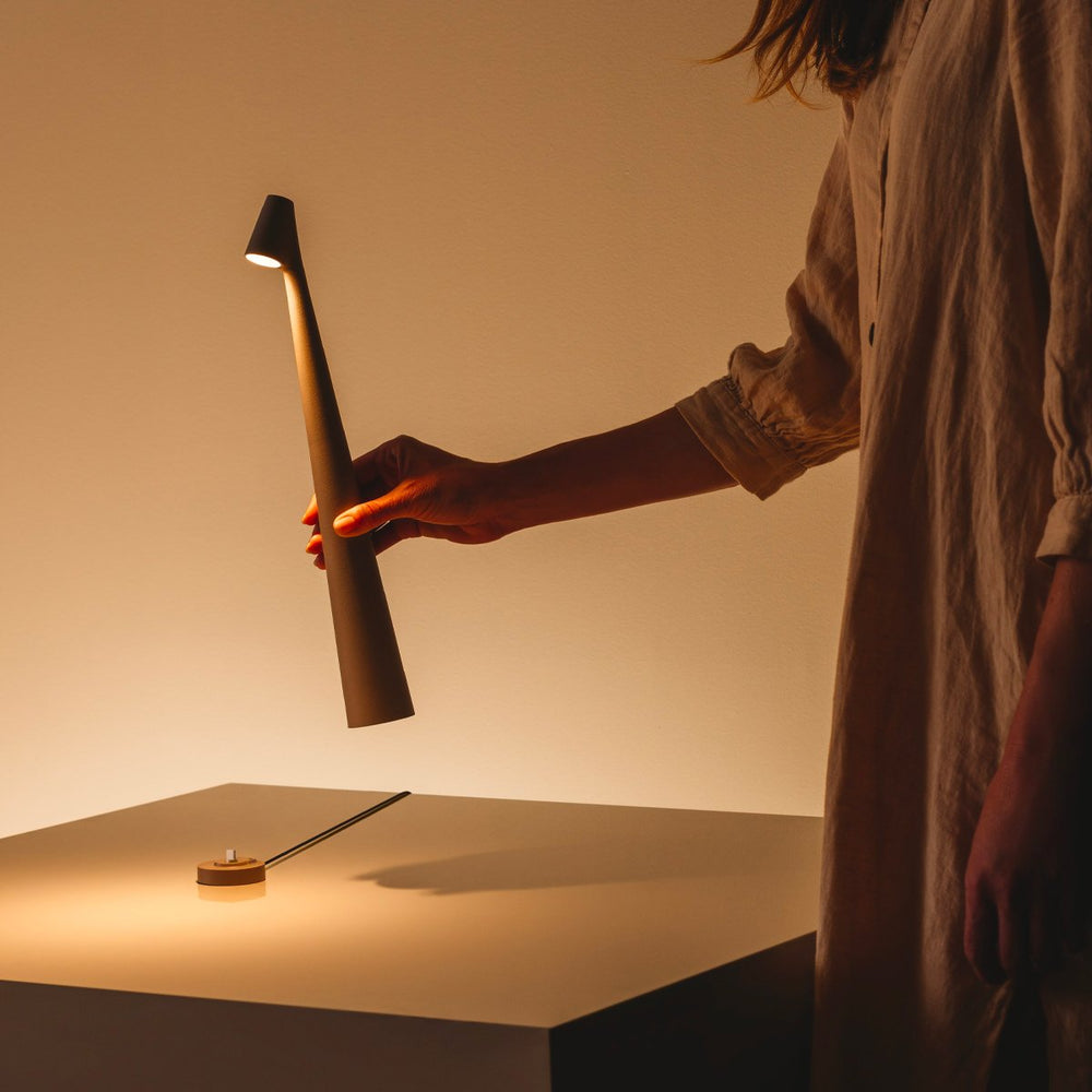 Vibia Lampade Vibia: Lampade, luci e sistemi di illuminazione